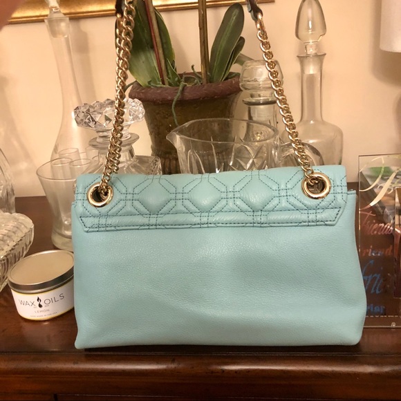 Kate Spade Shoulder Bag Quilted with Chain Shoulder Strap & Envelope Style. - Picture 6 of 13